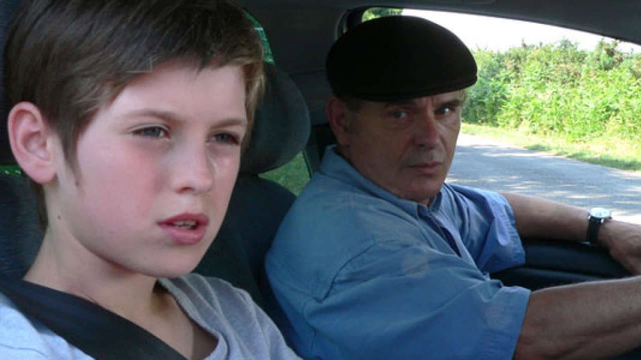 Il a suffi que maman s'en aille… backdrop